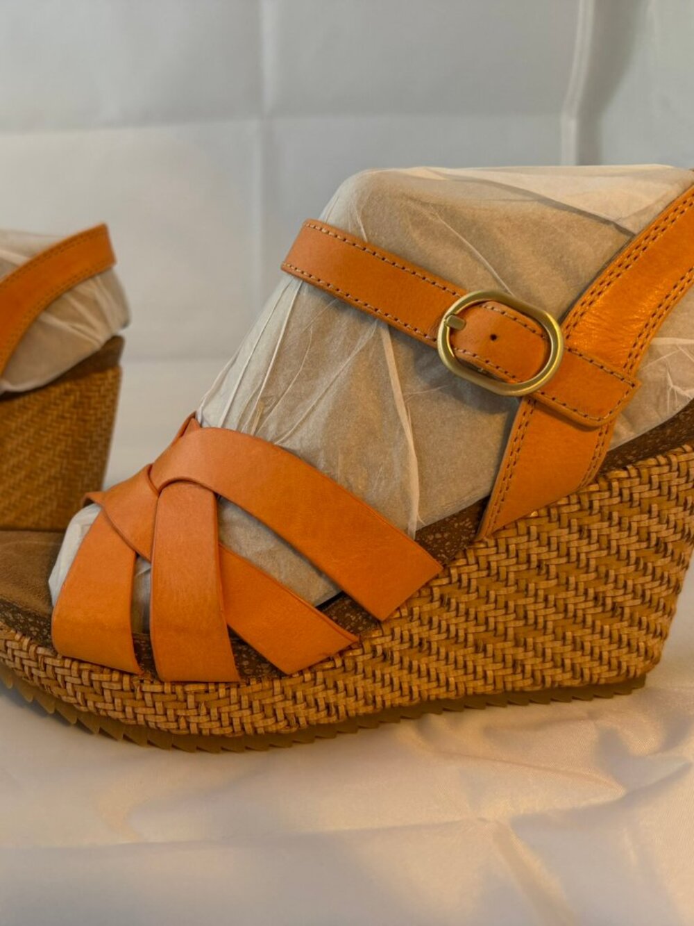 Sofft  Women's Carlana Wedge Sandal  Sunset Orange Women Size 6 M  NIB - Picture 3 of 7